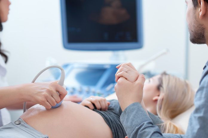 Sve što trudnice treba da znaju o prenatalnim testovima i kako izabrati prave za vas i vašu bebu